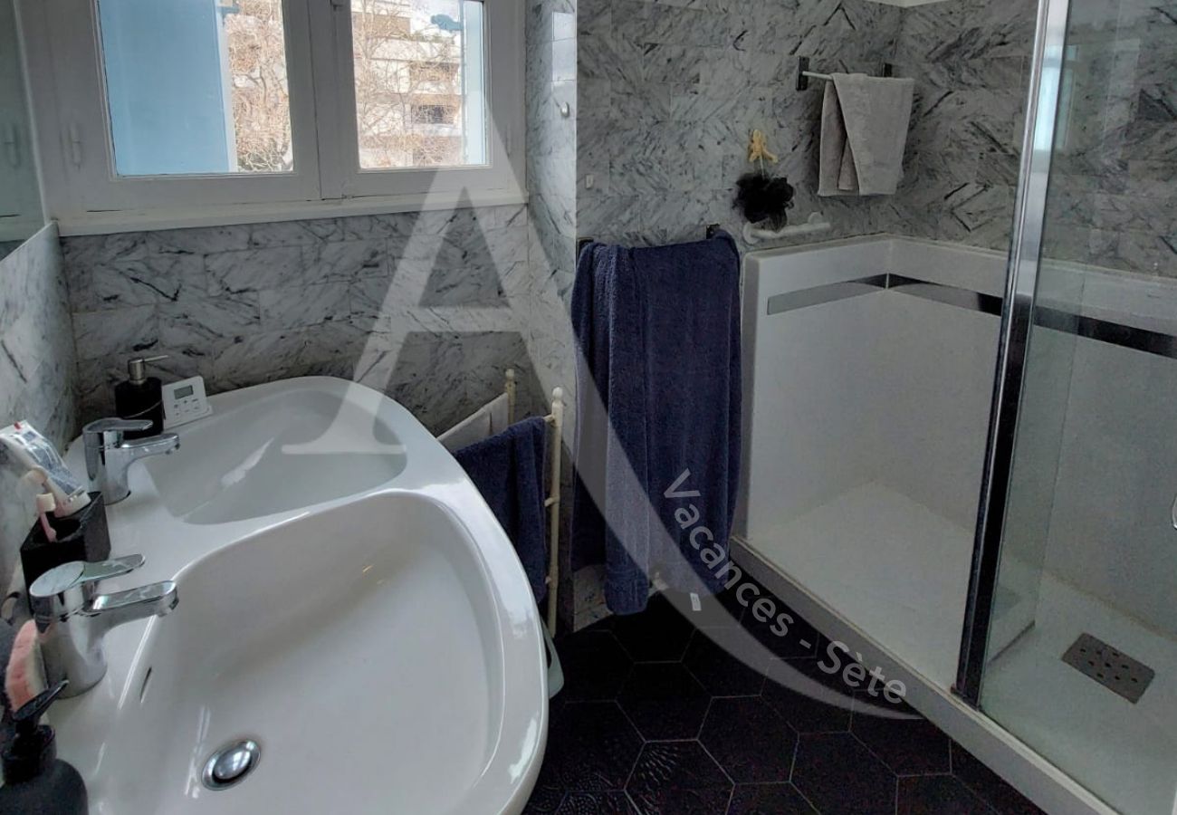 Villa in Sète - 510 / MAISON 10 PERS, PISCINE PRIVEE, WIFI Villa in Sète - 510 / MAISON 10 PERS, PISCINE PRIVEE, WIFI