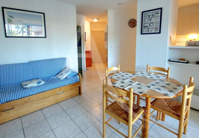 Apartment in Sète - 046 / T2 RDC, WIFI GARAGE ET PISCINE Apartment in Sète - 046 / T2 RDC, WIFI GARAGE ET PISCINE