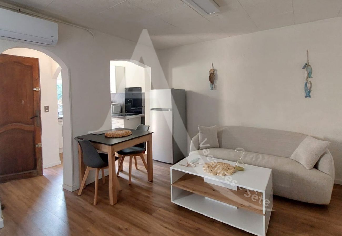 Studio in Sète - 051 / STUDIO CLIM, WIFI ET TERRASSE Studio in Sète - 051 / STUDIO CLIM, WIFI ET TERRASSE