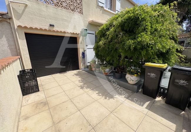 Villa in Sète - 005/ MAISON 6PERS, JARDIN ET WIFI Villa in Sète - 005/ MAISON 6PERS, JARDIN ET WIFI