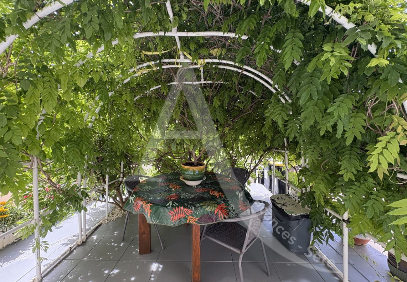 Villa in Sète - 005/ MAISON 6PERS, JARDIN ET WIFI Villa in Sète - 005/ MAISON 6PERS, JARDIN ET WIFI