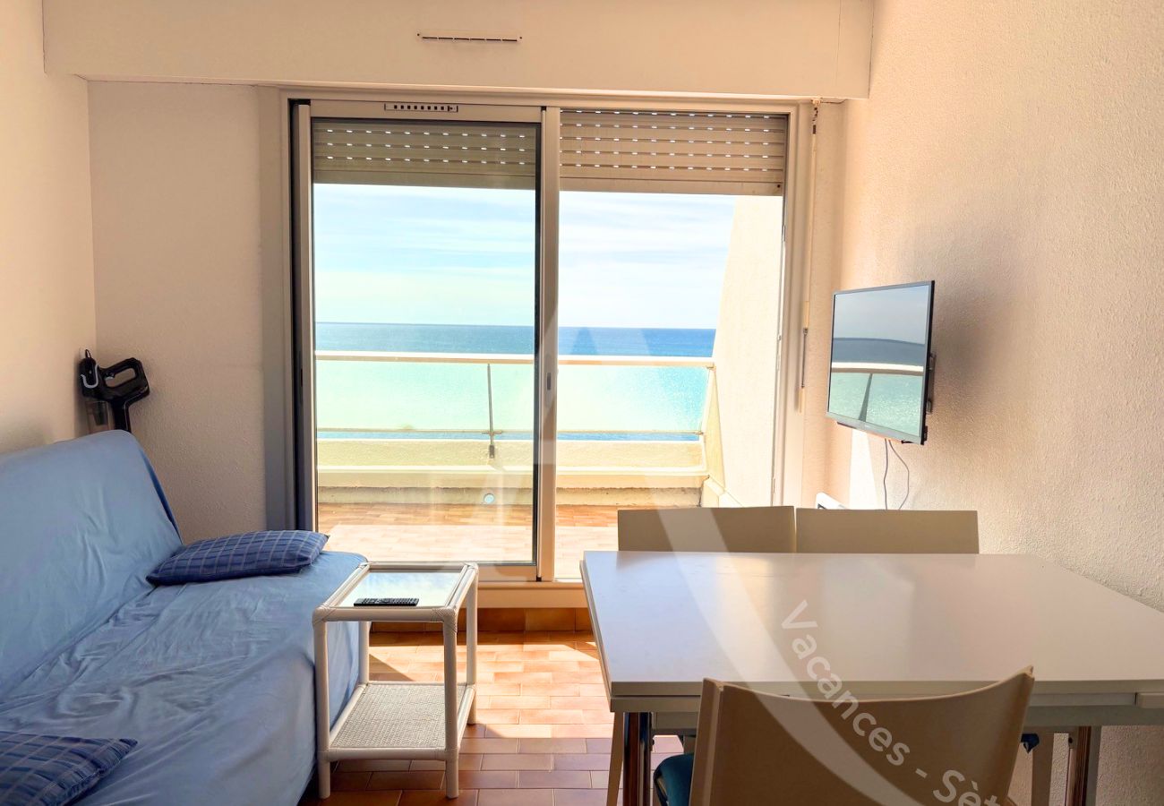 Apartment in Sète - 050/T3 TRAVERSANT VUE MER , 2 TERRASSES ET PARKING Apartment in Sète - 050/T3 TRAVERSANT VUE MER , 2 TERRASSES ET PARKING