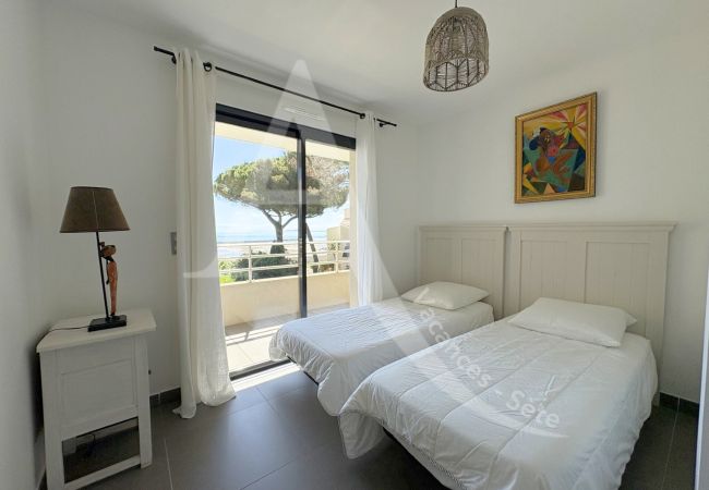 Apartamento en Sète - 250 / SUPERBE T4 CLIMATISÉ EN FRONT DE MER Apartamento en Sète - 250 / SUPERBE T4 CLIMATISÉ EN FRONT DE MER