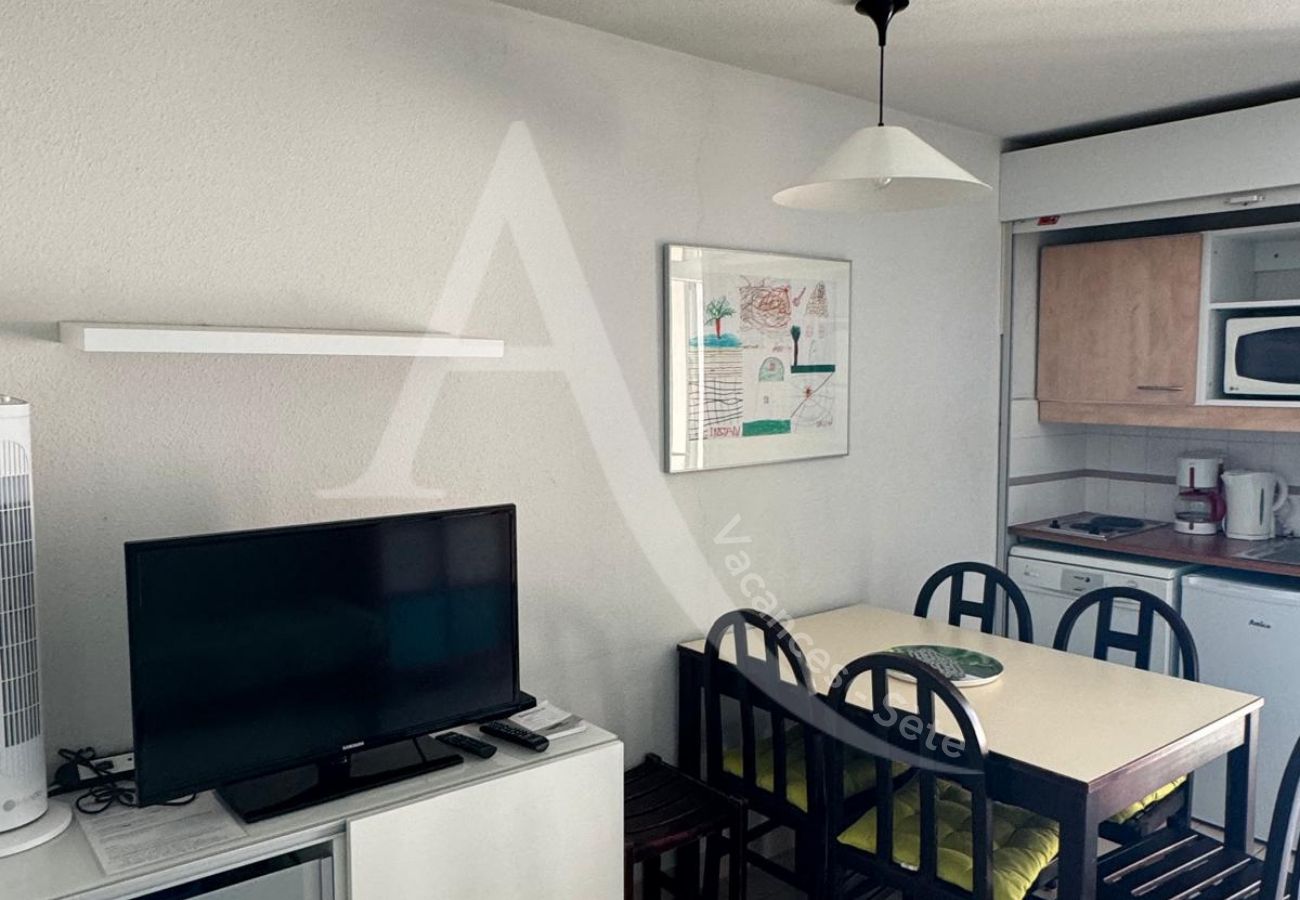 Estudio en Sète - 165 / STUDIO VUE MER AVEC PARKING ET PISCINE