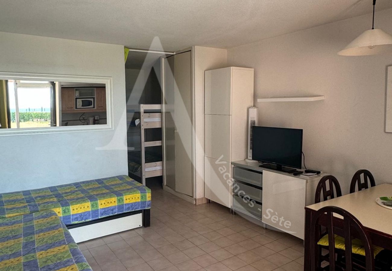Estudio en Sète - 165 / STUDIO VUE MER AVEC PARKING ET PISCINE