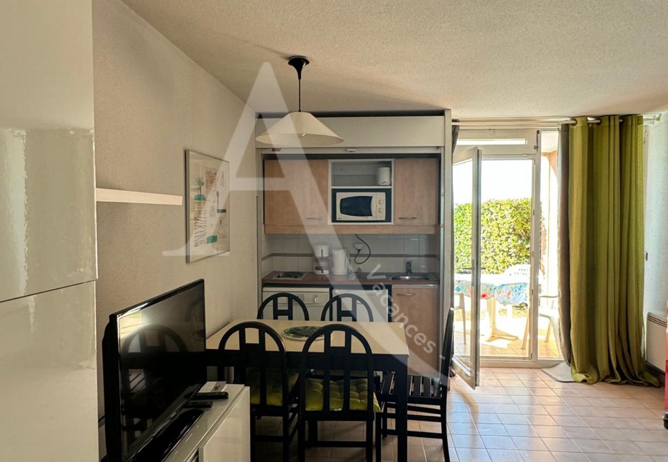Estudio en Sète - 165 / STUDIO VUE MER AVEC PARKING ET PISCINE