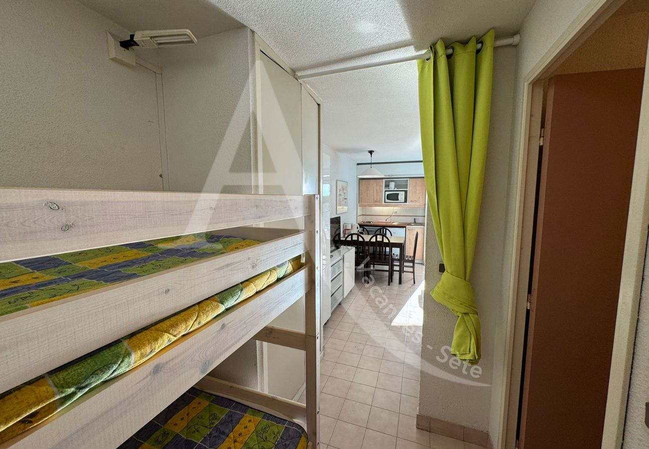 Estudio en Sète - 165 / STUDIO VUE MER AVEC PARKING ET PISCINE