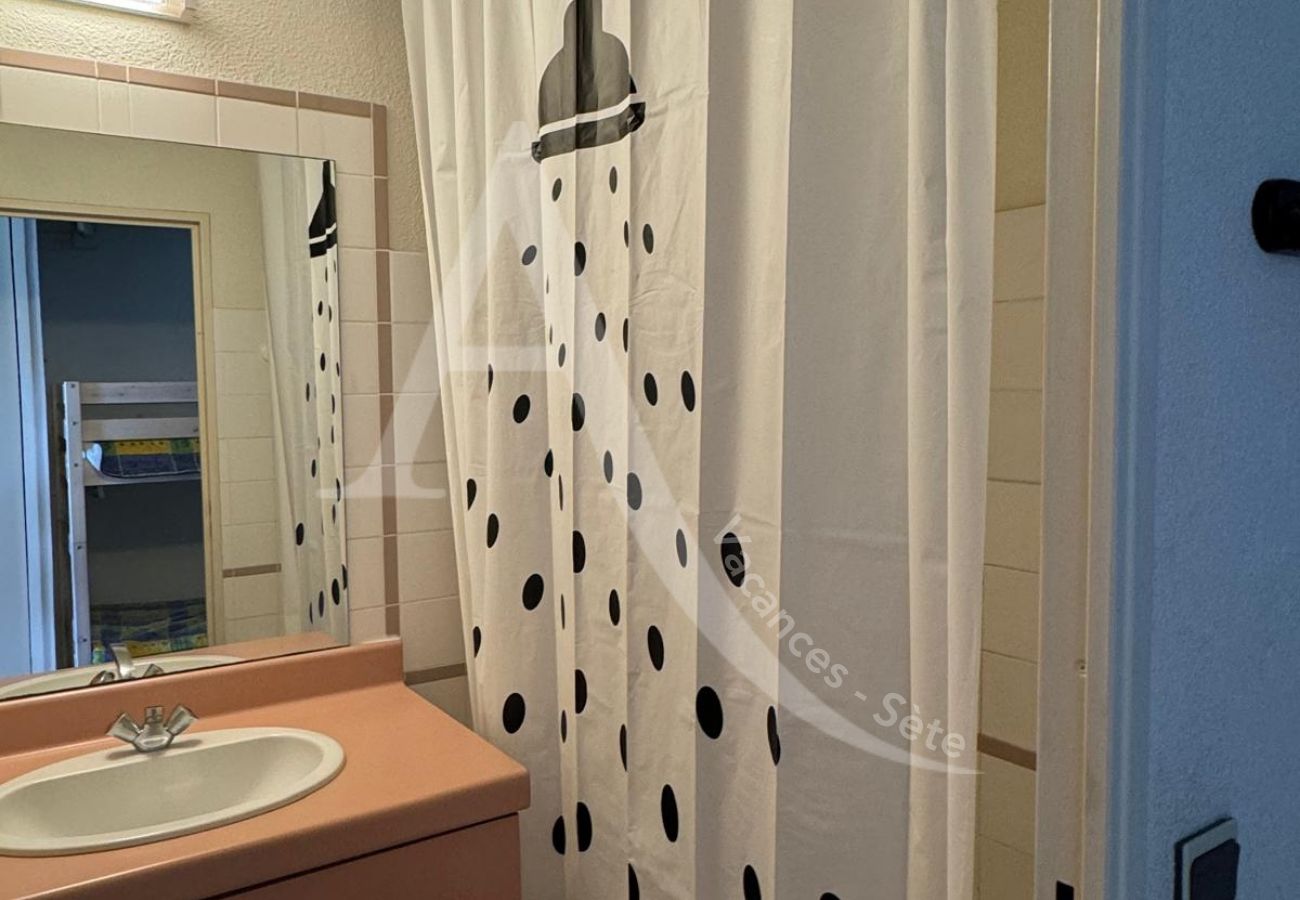 Estudio en Sète - 165 / STUDIO VUE MER AVEC PARKING ET PISCINE