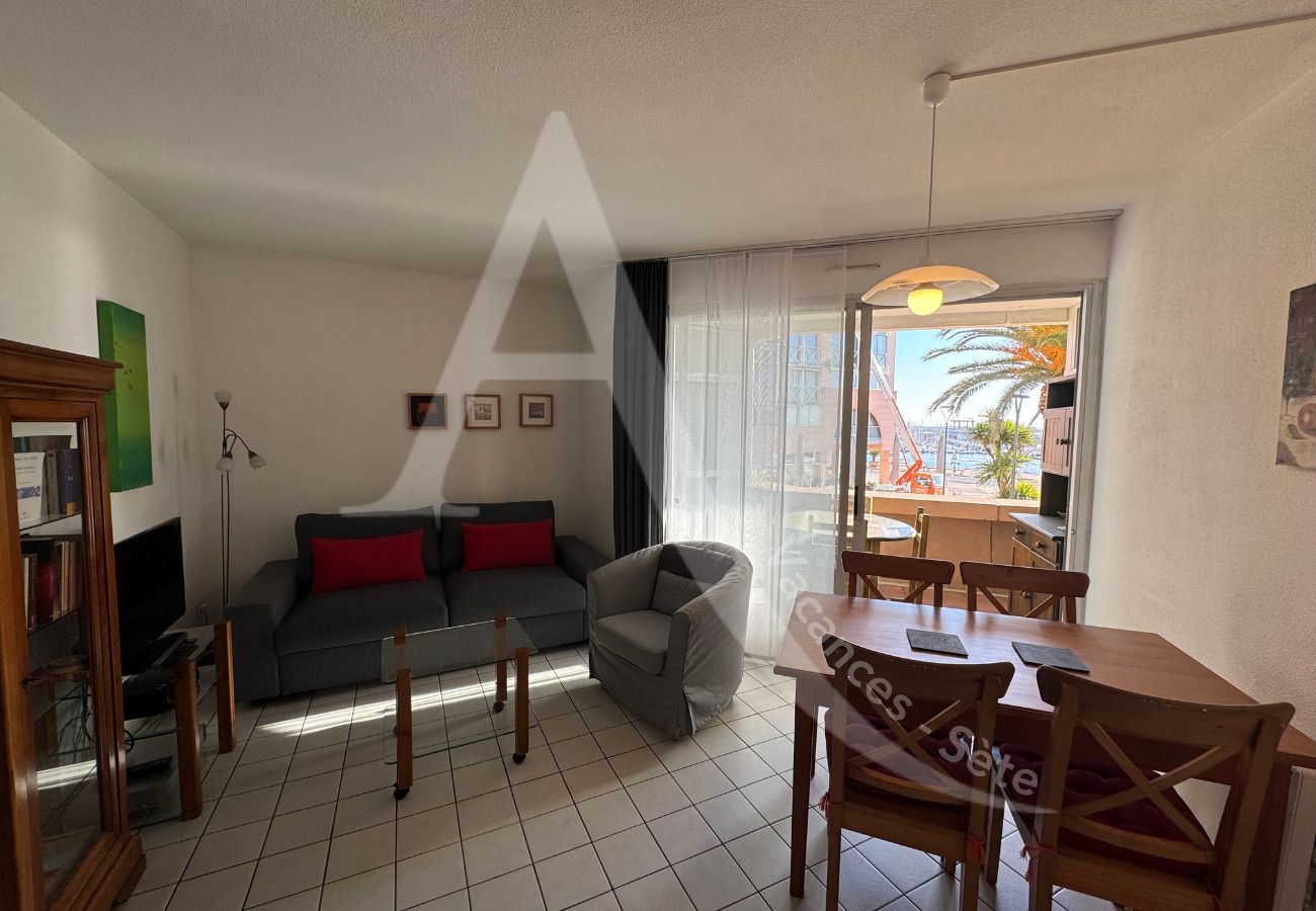 Apartamento en Sète - 182 / T2 AVEC PARKING, PISCINE ET ASCENSEUR