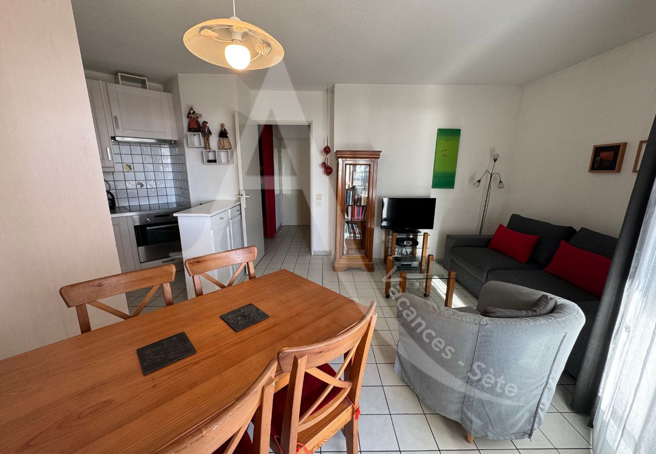 Apartamento en Sète - 182 / T2 AVEC PARKING, PISCINE ET ASCENSEUR