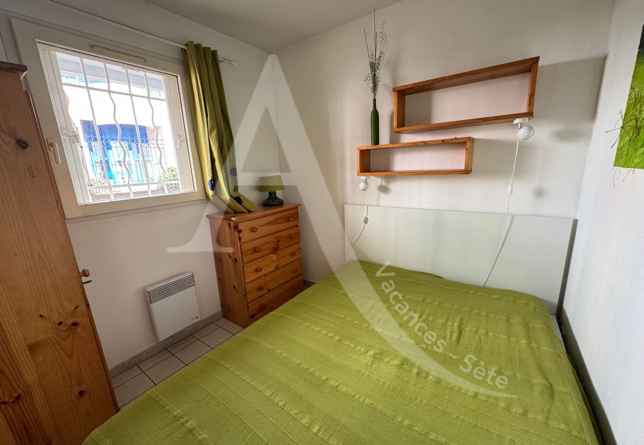 Apartamento en Sète - 182 / T2 AVEC PARKING, PISCINE ET ASCENSEUR