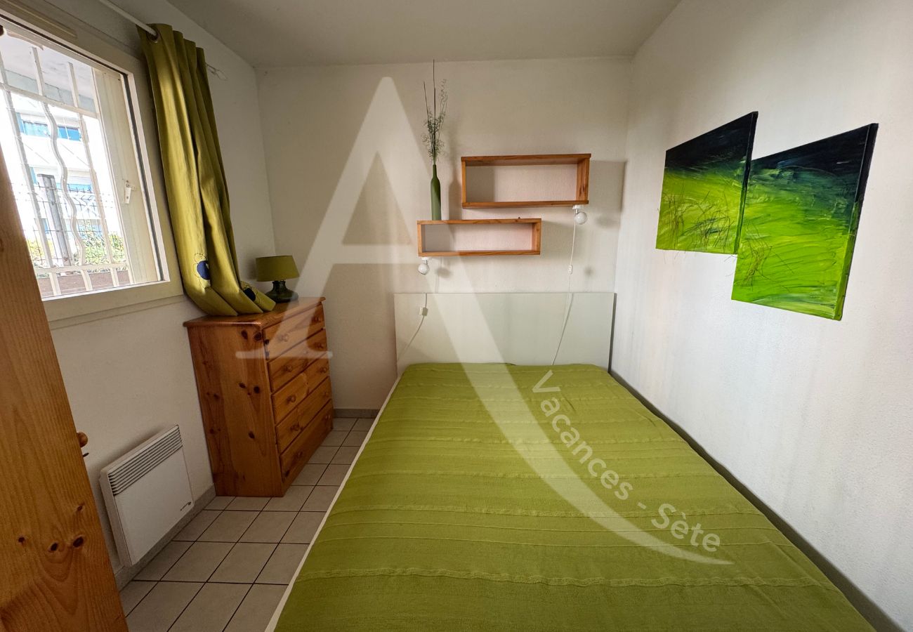 Apartamento en Sète - 182 / T2 AVEC PARKING, PISCINE ET ASCENSEUR