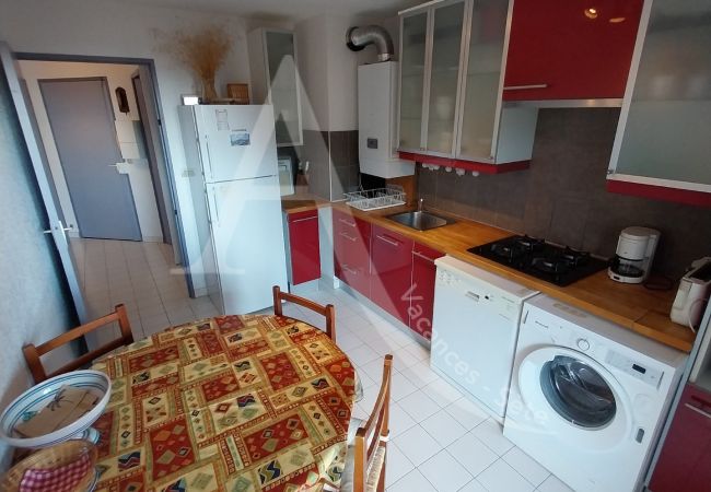 Apartamento en Sète - 110 / GRAND T2 AVEC PARKING ET WI-FI Apartamento en Sète - 110 / GRAND T2 AVEC PARKING ET WI-FI