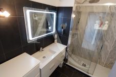 Apartamento en Sète - 110 / GRAND T2 AVEC PARKING ET WI-FI