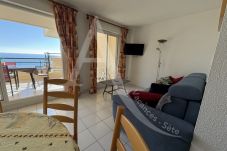 Apartamento en Sète - 197 / T2 LARGE TERRASSE AVEC GARAGE ET PISCINE