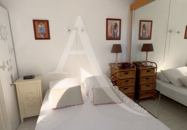 Apartamento en Sète - 106 / T2 VUE MER AVEC PARKING PROCHE PLAGE Apartamento en Sète - 106 / T2 VUE MER AVEC PARKING PROCHE PLAGE