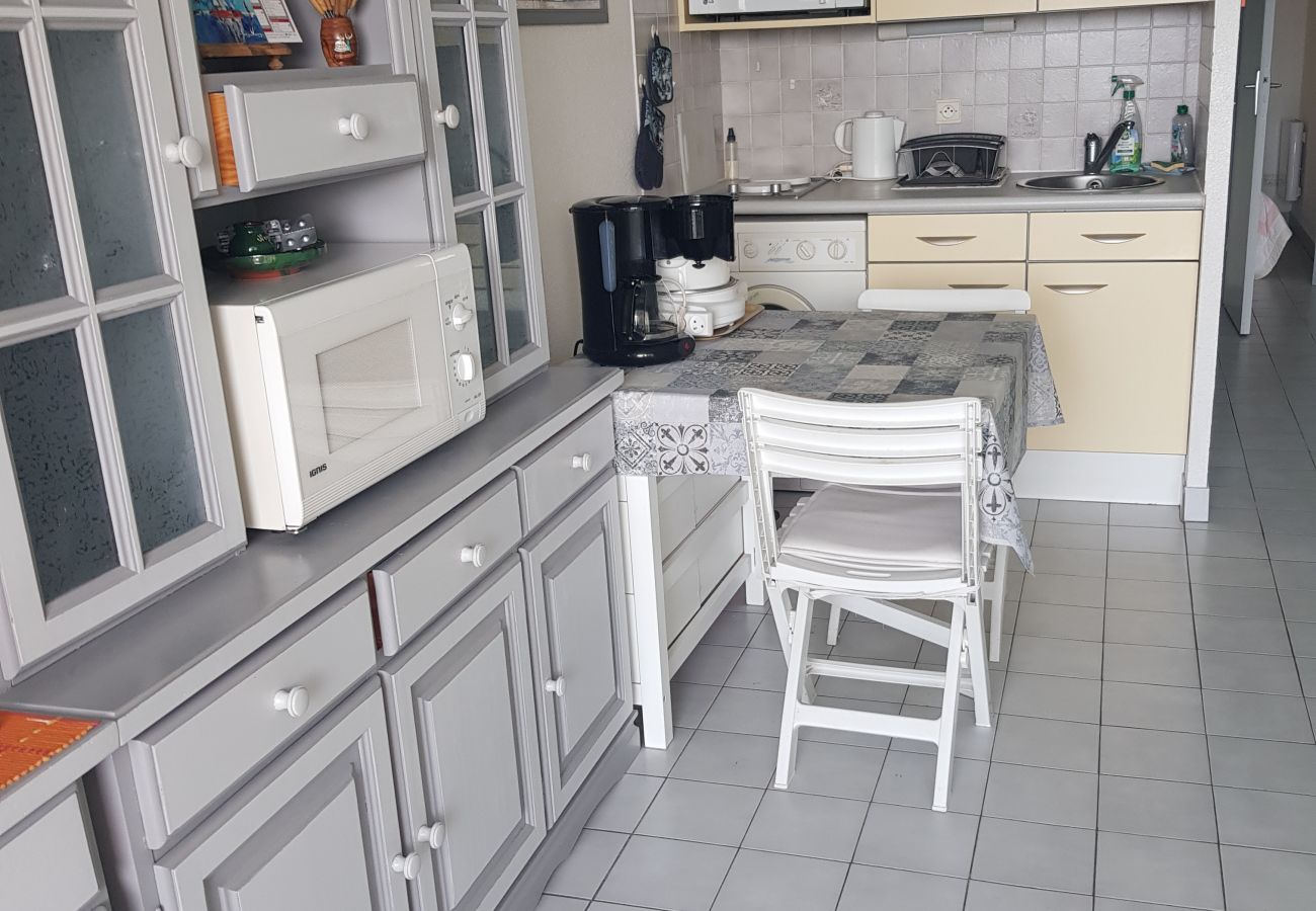 Apartamento en Sète - 041 / T2 AVEC ACCÈS COURTS DE TENNIS 