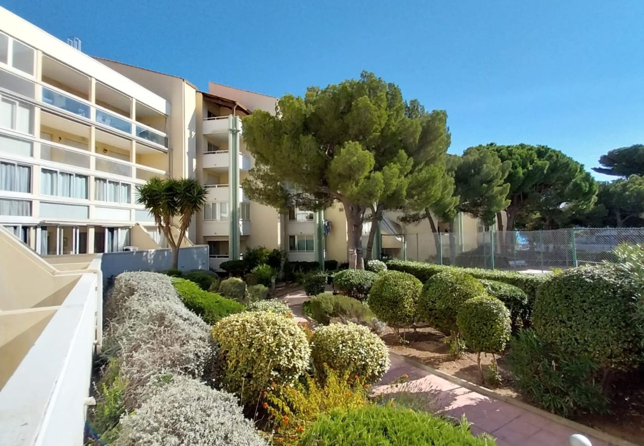 Apartamento en Sète - 041 / T2 AVEC ACCÈS COURTS DE TENNIS 