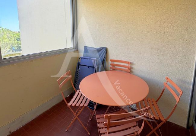 Apartamento en Sète - 246 / T2 AVEC WI-FI ET PARKING Apartamento en Sète - 246 / T2 AVEC WI-FI ET PARKING