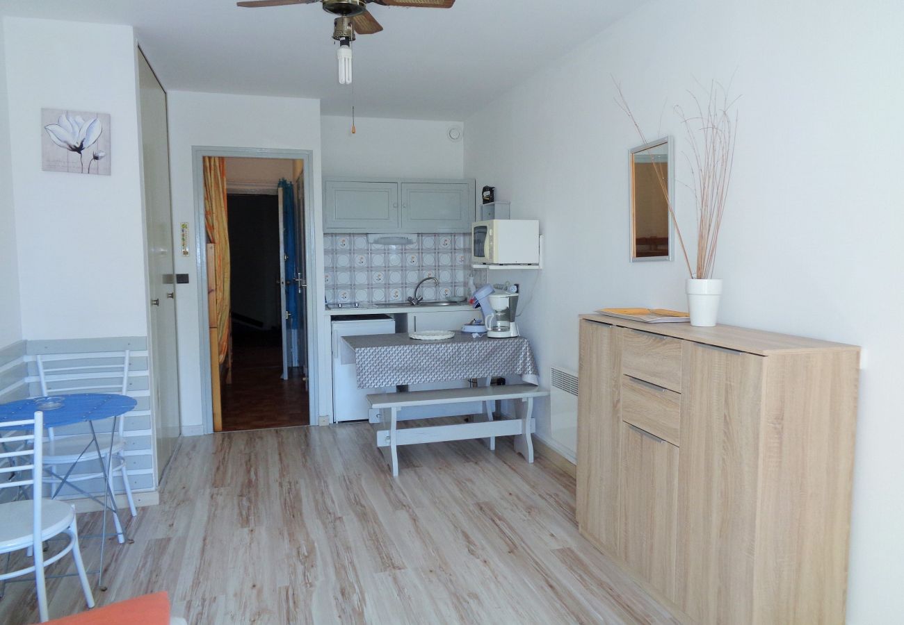 Apartamento en Sète - 073