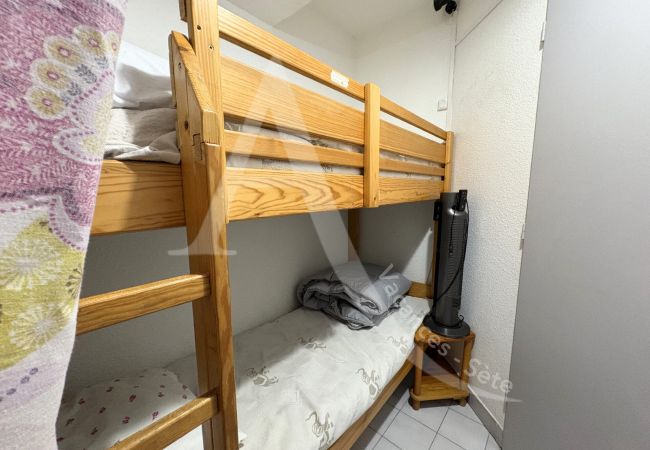 Apartamento en Sète - 105 / T2 CABINE AVEC ACCÈS COURTS DE TENNIS Apartamento en Sète - 105 / T2 CABINE AVEC ACCÈS COURTS DE TENNIS