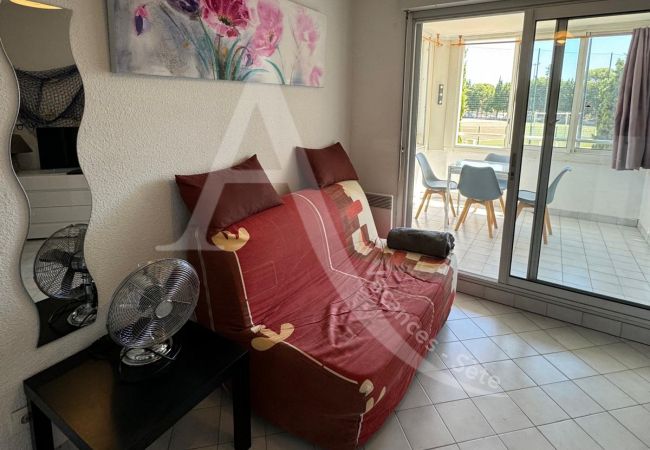 Apartamento en Sète - 038 / T2 JOLIE LOGGIA ET ACCÈS COURTS DE TENNIS Apartamento en Sète - 038 / T2 JOLIE LOGGIA ET ACCÈS COURTS DE TENNIS