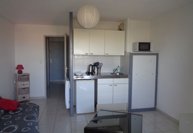 Apartamento en Sète - 117 / T2 AVEC PISCINE ET PARKING