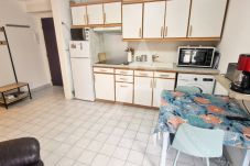 Apartamento en Sète - 186 / T2 AVEC CLIM SÉJOUR, WI-FI ET ACCÈS TENNIS