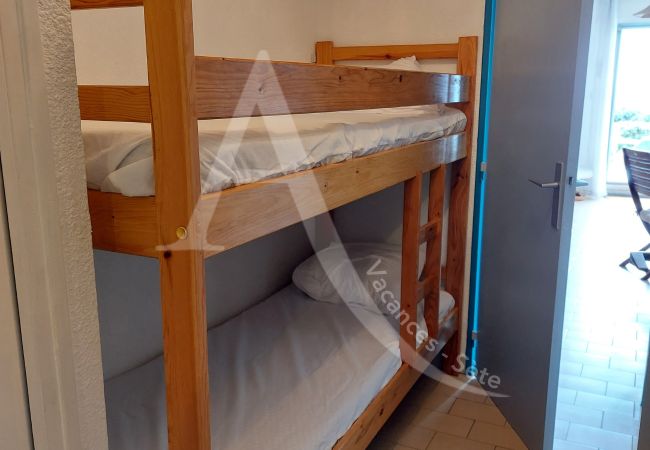 Apartamento en Sète - 079 / T2 EN REZ-DE-JARDIN AVEC PARKING ET WI-FI Apartamento en Sète - 079 / T2 EN REZ-DE-JARDIN AVEC PARKING ET WI-FI