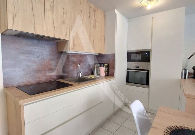 Apartamento en Sète - 214 / T3 CLASSÉ AVEC GARAGE, PISCINE ET WI-FI Apartamento en Sète - 214 / T3 CLASSÉ AVEC GARAGE, PISCINE ET WI-FI