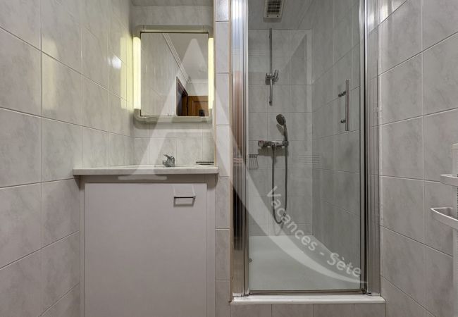 Apartamento en Sète - 492 / T2 VUE MER AVEC PARKING ET WI-FI Apartamento en Sète - 492 / T2 VUE MER AVEC PARKING ET WI-FI