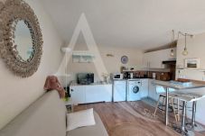 Apartamento en Sète - 363 / T2 AVEC CLIM SÉJOUR ET PISCINE