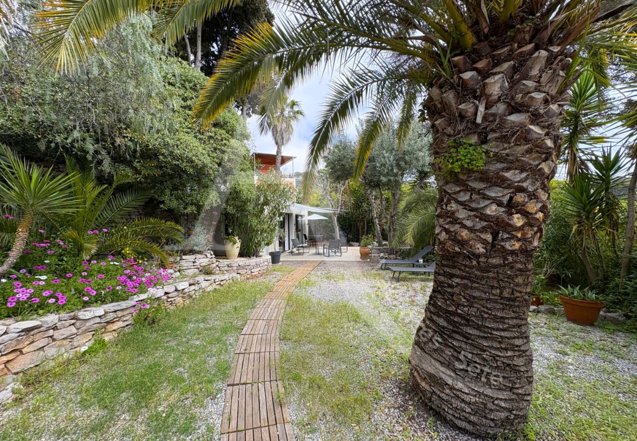 Villa en Sète - 061 / VILLA CLIMATISEE PISCINE PRIVEE ET WI-FI Villa en Sète - 061 / VILLA CLIMATISEE PISCINE PRIVEE ET WI-FI
