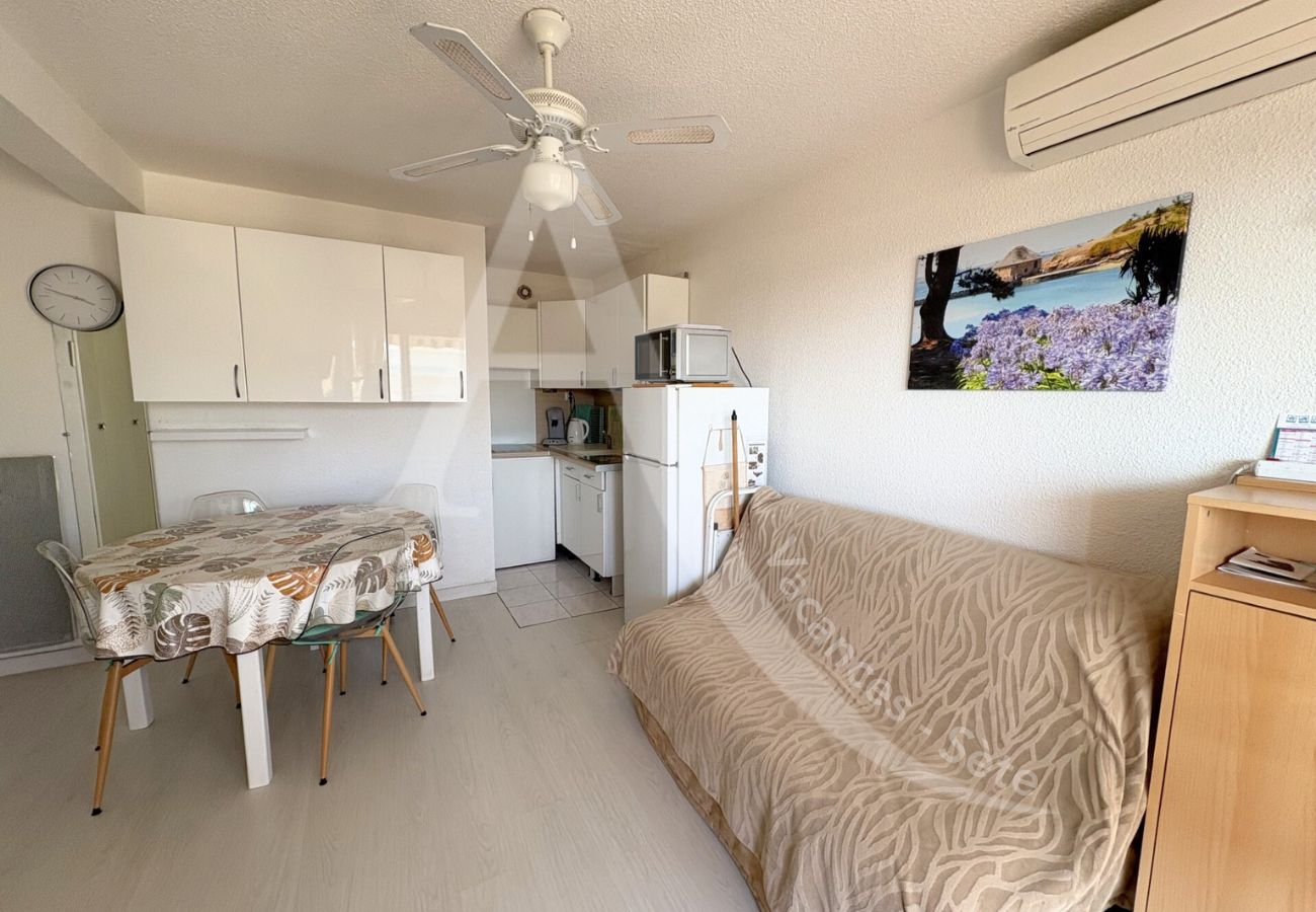 Apartamento en Sète - 072 / T2 CLIMATISE AVEC GARAGE ET WI-FI Apartamento en Sète - 072 / T2 CLIMATISE AVEC GARAGE ET WI-FI