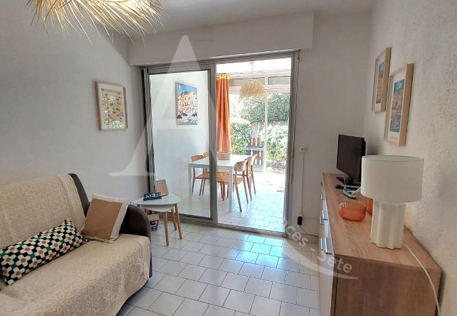 Apartamento en Sète - 088 / T2 MODERNE EN RDC JARDIN, PARKING ET WIFI Apartamento en Sète - 088 / T2 MODERNE EN RDC JARDIN, PARKING ET WIFI