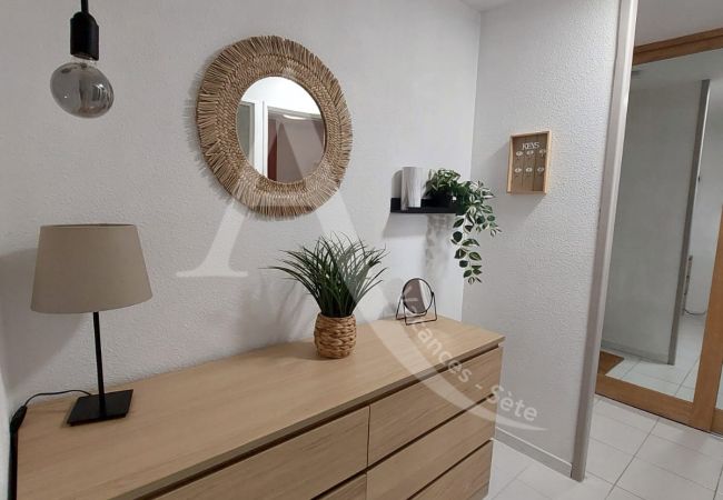Apartamento en Sète - 212 / T2 MODERNE AVEC PISCINE ET PARKING Apartamento en Sète - 212 / T2 MODERNE AVEC PISCINE ET PARKING