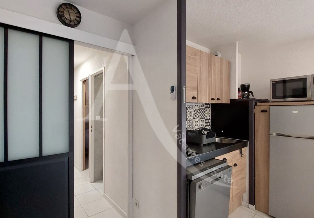 Apartamento en Sète - 212 / T2 MODERNE AVEC PISCINE ET PARKING Apartamento en Sète - 212 / T2 MODERNE AVEC PISCINE ET PARKING