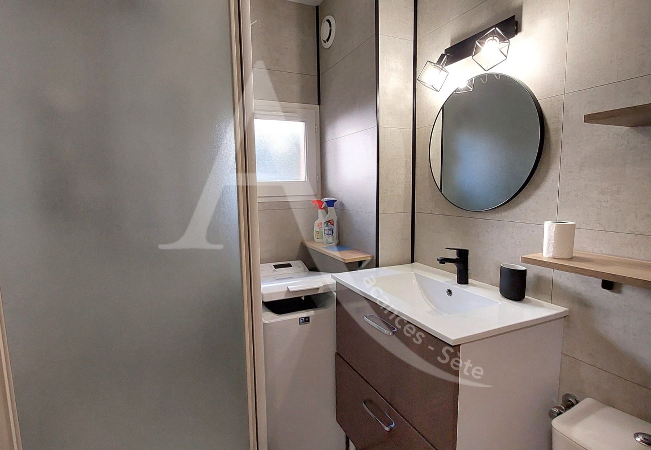 Apartamento en Sète - 212 / T2 MODERNE AVEC PISCINE ET PARKING Apartamento en Sète - 212 / T2 MODERNE AVEC PISCINE ET PARKING