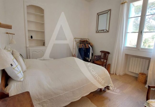 Villa en Sète - 510 / MAISON 10 PERS, PISCINE PRIVEE, WIFI Villa en Sète - 510 / MAISON 10 PERS, PISCINE PRIVEE, WIFI