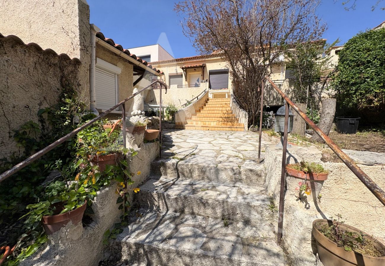 Estudio en Sète - 051 / STUDIO CLIM, WIFI ET TERRASSE Estudio en Sète - 051 / STUDIO CLIM, WIFI ET TERRASSE