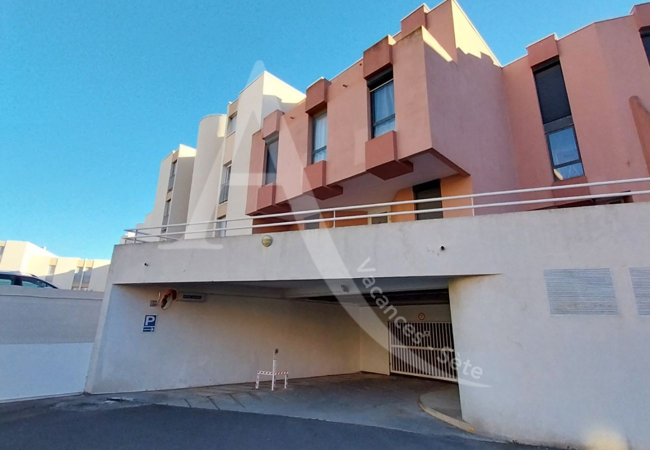 Estudio en Sète - 064 / STUDIO CABINE CLIM,WIFI ET PARKING Estudio en Sète - 064 / STUDIO CABINE CLIM,WIFI ET PARKING