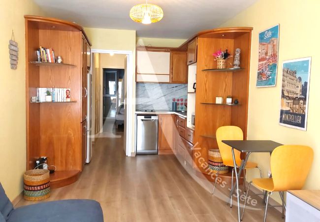 Apartamento en Sète - 024 / T2 SPACIEUX, LOGGIA ET ACCES WIFI Apartamento en Sète - 024 / T2 SPACIEUX, LOGGIA ET ACCES WIFI