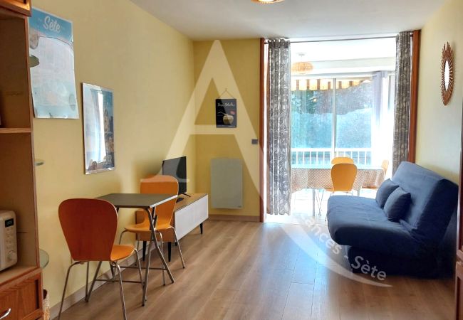 Apartamento en Sète - 024 / T2 SPACIEUX, LOGGIA ET ACCES WIFI