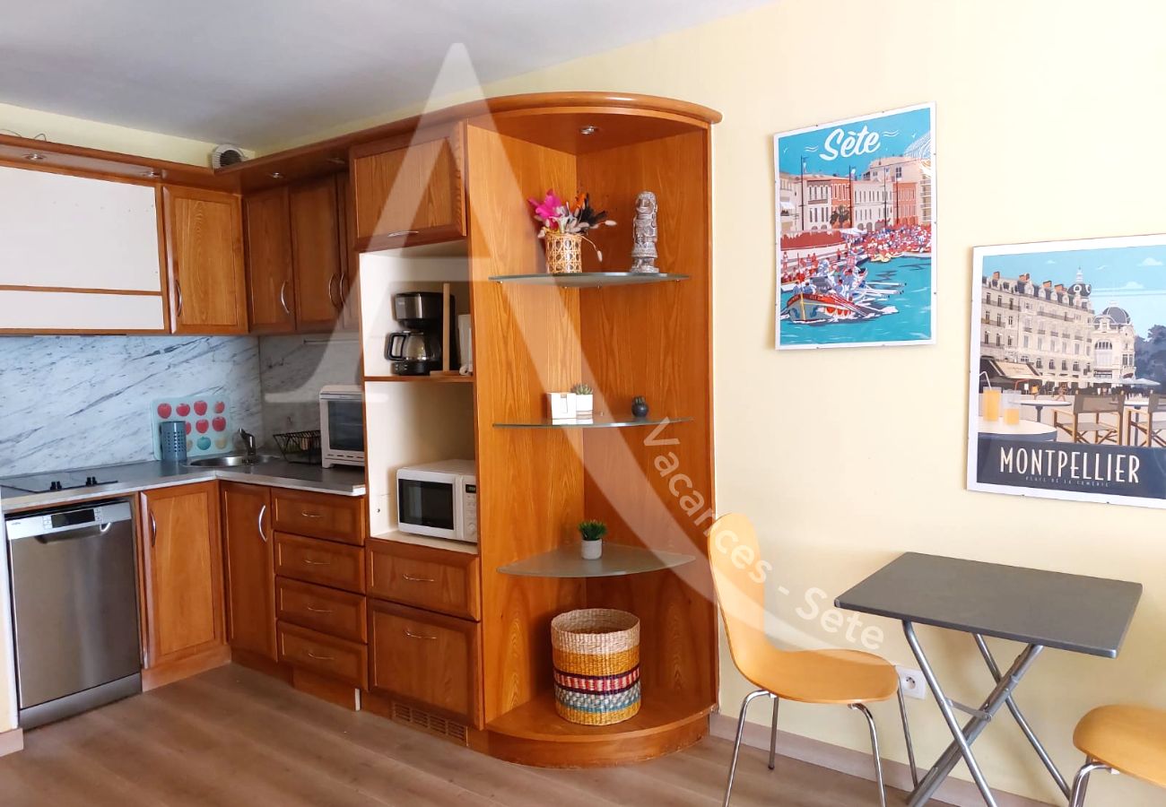 Apartamento en Sète - 024 / T2 SPACIEUX, LOGGIA ET ACCES WIFI Apartamento en Sète - 024 / T2 SPACIEUX, LOGGIA ET ACCES WIFI