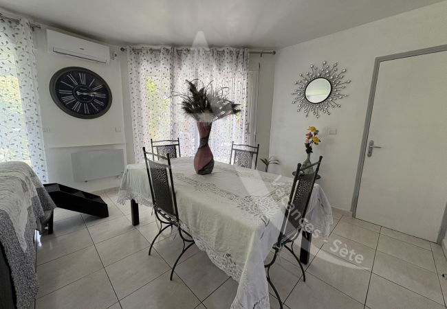 Villa en Sète - 005/ MAISON 6PERS, JARDIN ET WIFI Villa en Sète - 005/ MAISON 6PERS, JARDIN ET WIFI