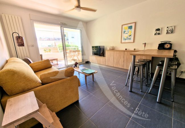 Apartamento en Sète - 031/T2 AVEC TERRASSE ET PLACE DE PARKING Apartamento en Sète - 031/T2 AVEC TERRASSE ET PLACE DE PARKING