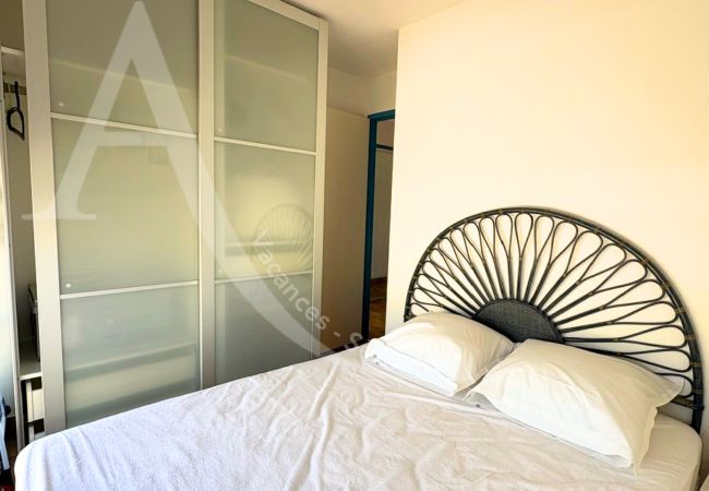 Apartamento en Sète - 050/T3 TRAVERSANT VUE MER , 2 TERRASSES ET PARKING Apartamento en Sète - 050/T3 TRAVERSANT VUE MER , 2 TERRASSES ET PARKING