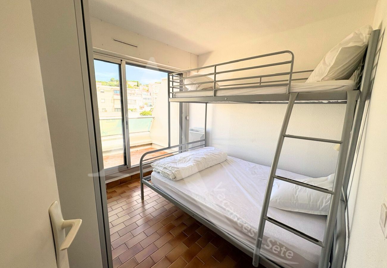 Apartamento en Sète - 050/T3 TRAVERSANT VUE MER , 2 TERRASSES ET PARKING Apartamento en Sète - 050/T3 TRAVERSANT VUE MER , 2 TERRASSES ET PARKING