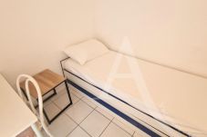 Apartamento en Sète - 218 / T2 LUMINEUX, VUE MER, PISCINE, CLIM