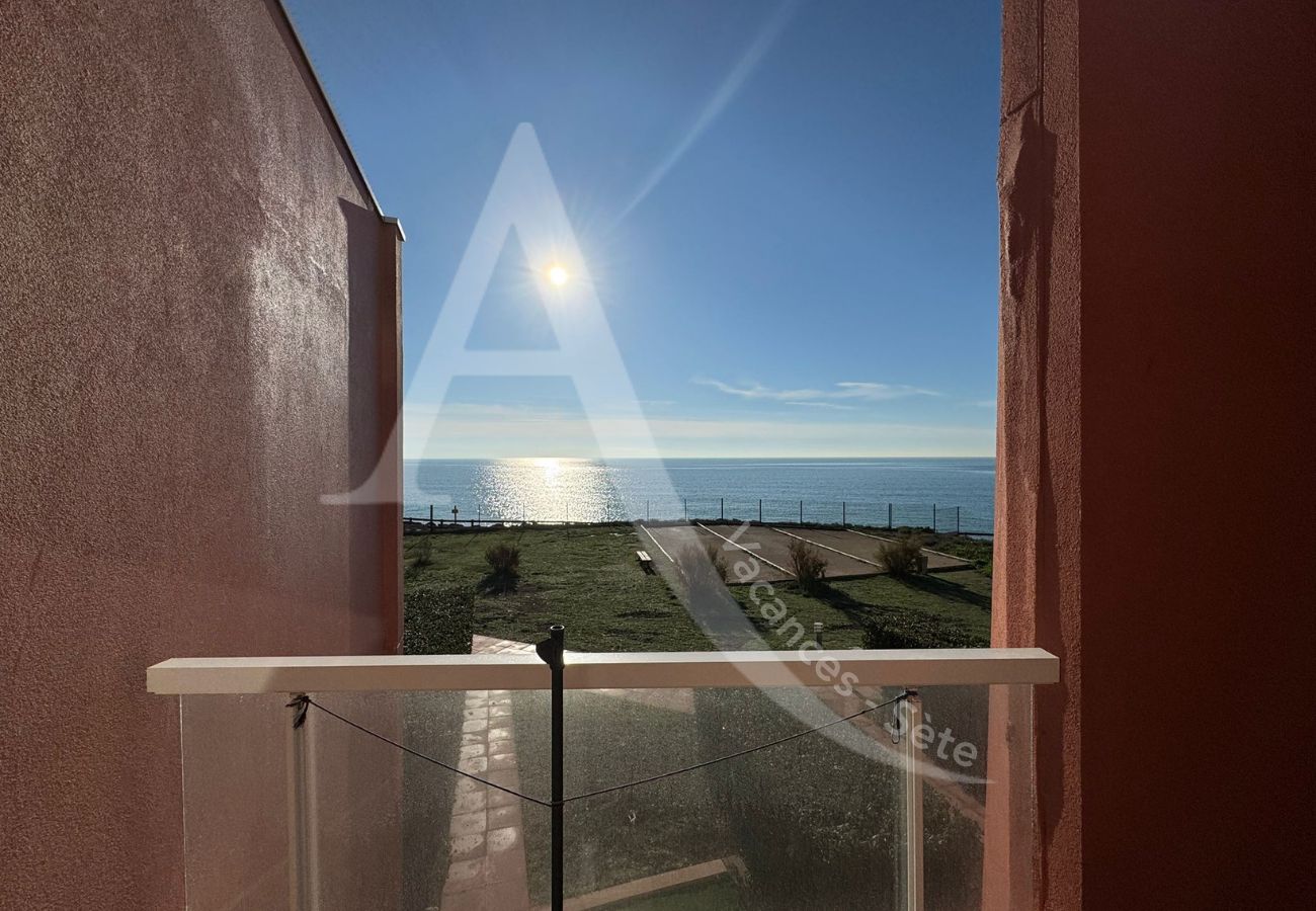Studio a Sète - 208 / STUDIO AVEC PARKING, PISCINE ET VUE MER